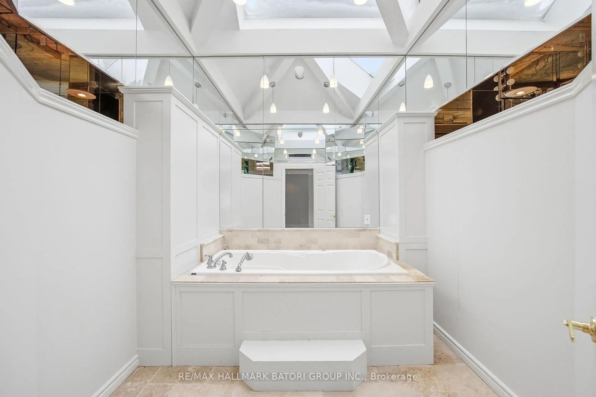 Photo 15 of 78 Clarendon Avenue, Toronto, Casa Loma — HOMEH