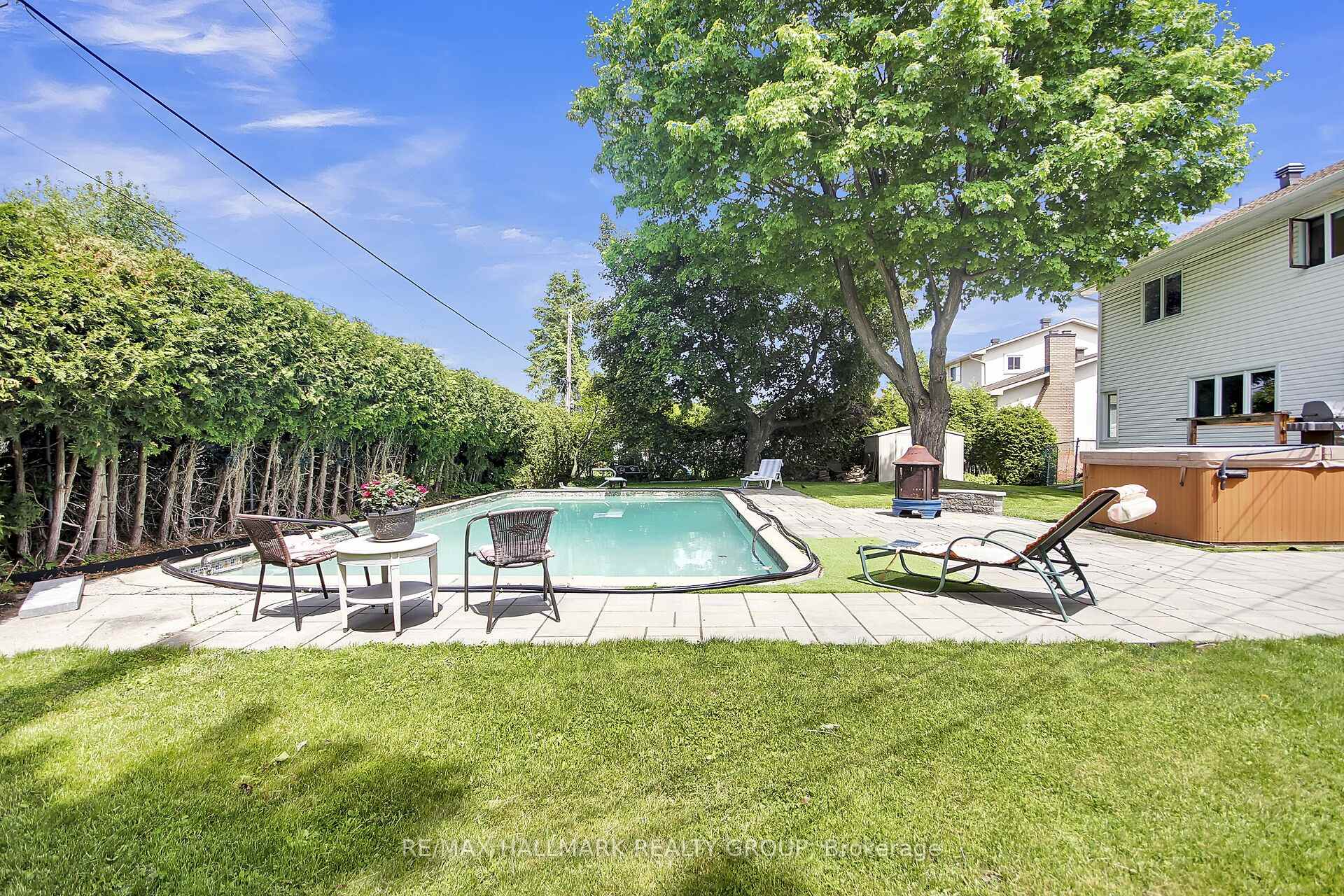 Photo 42 of 27 Savuto Way, Ottawa, Meadowlands/Crestview — HOMEH