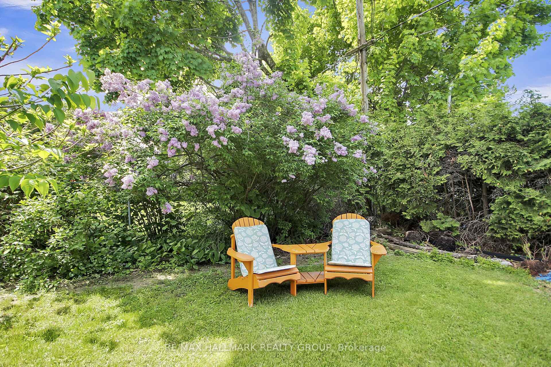Photo 48 of 27 Savuto Way, Ottawa, Meadowlands/Crestview — HOMEH