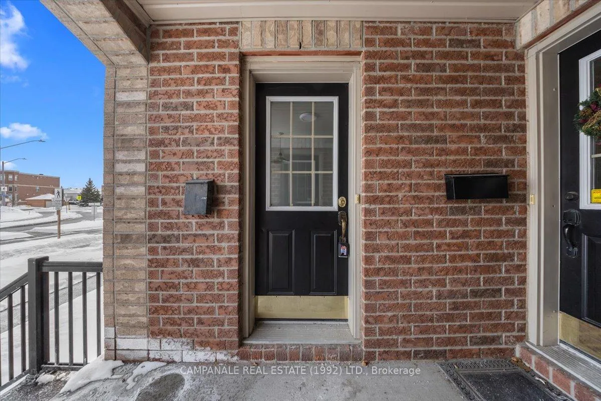 Photo 2 of 831 Longfields Drive, Ottawa, Barrhaven - Longfields — HOMEH