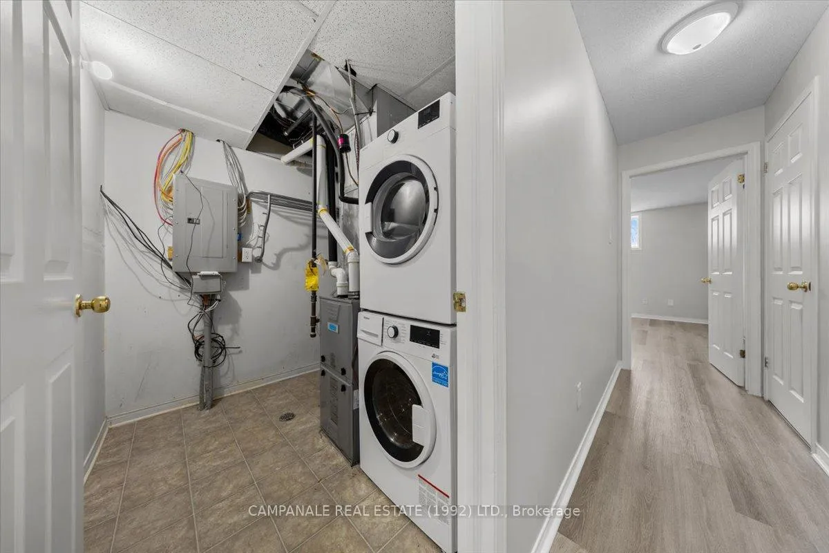 Photo 16 of 831 Longfields Drive, Ottawa, Barrhaven - Longfields — HOMEH