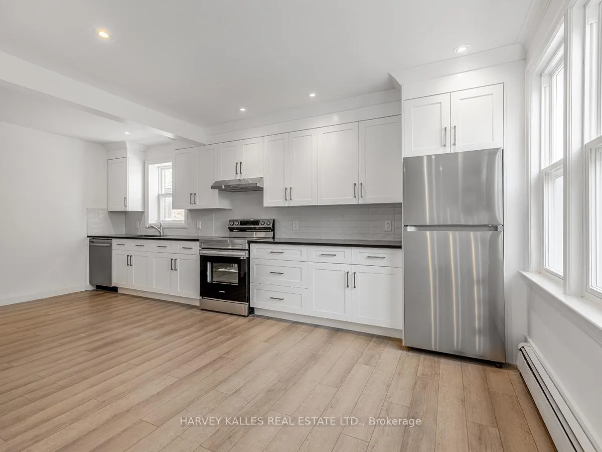 Photo 8 of Unit 2, 8 Markdale Avenue, Toronto, Humewood-Cedarvale — HOMEH