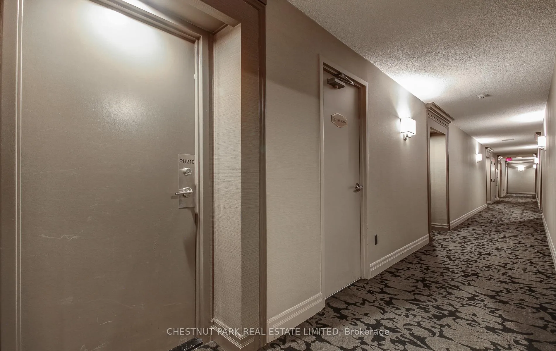 Photo 3 of Unit PH210, 942 Yonge Street, Toronto, The Annex — HOMEH