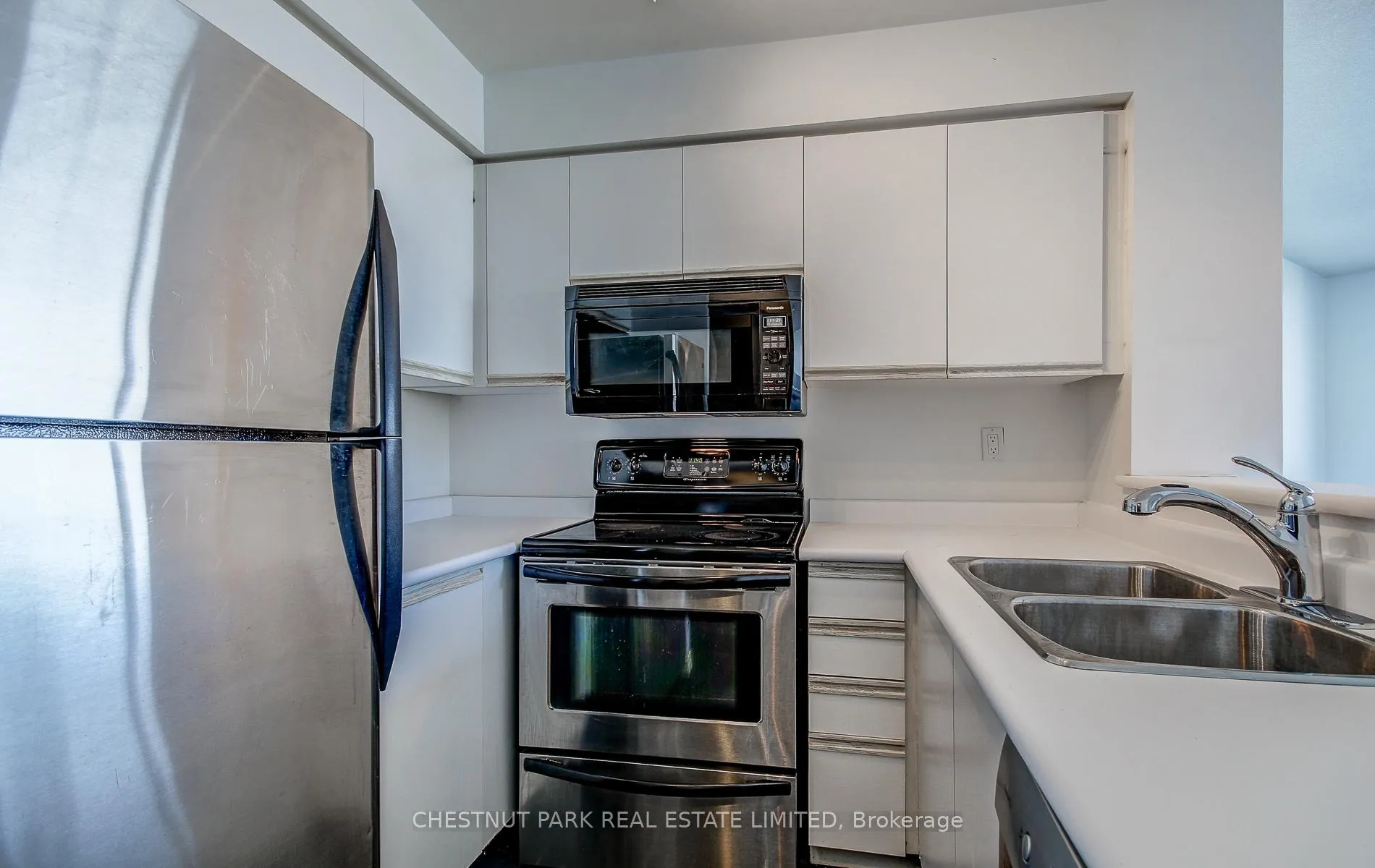 Photo 13 of Unit PH210, 942 Yonge Street, Toronto, The Annex — HOMEH