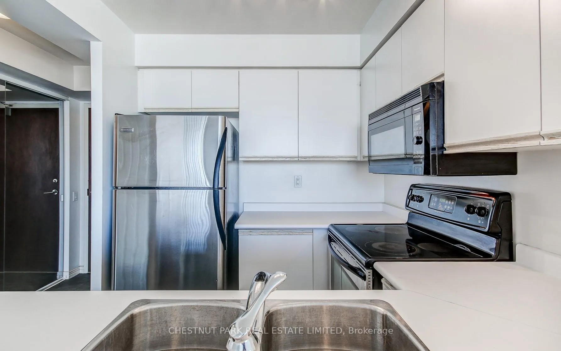 Photo 17 of Unit PH210, 942 Yonge Street, Toronto, The Annex — HOMEH