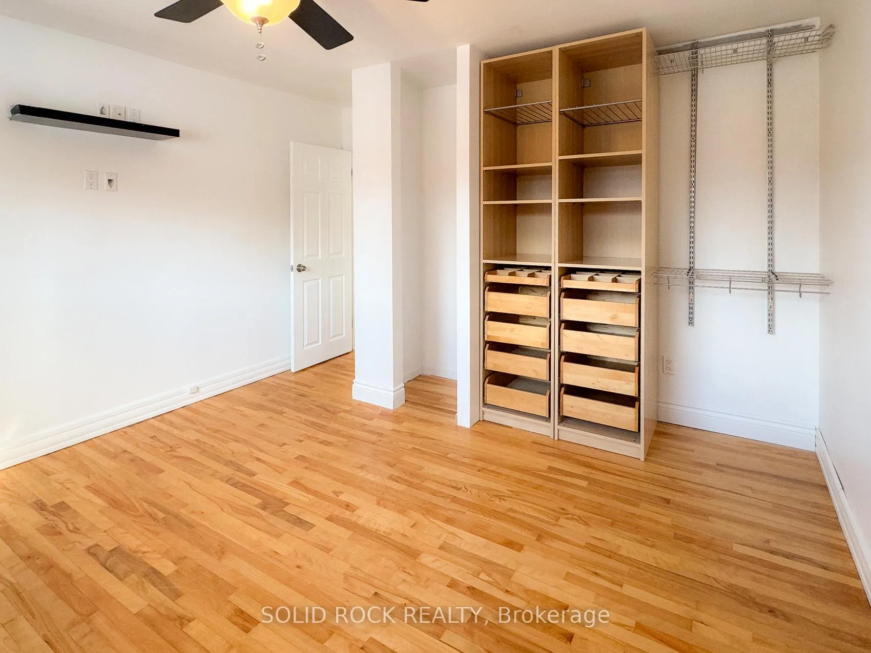 Photo 14 of 2366 Cheshire Road, Ottawa, Parkway Park — HOMEH