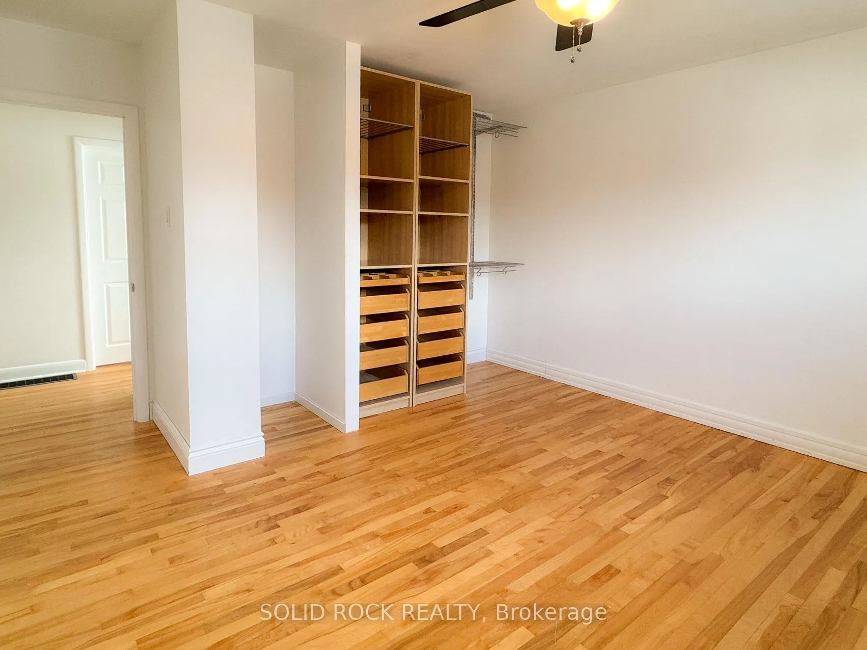 Photo 15 of 2366 Cheshire Road, Ottawa, Parkway Park — HOMEH