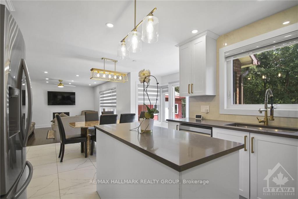 Photo 3 of 3056 Uplands Drive, Ottawa, Hunt Club — HOMEH