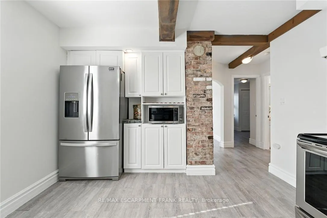 Photo 14 of 30 Cecil Street, St. Catharines, Lakeport — HOMEH