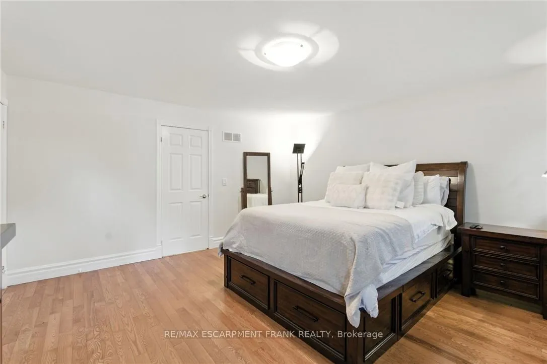 Photo 28 of 30 Cecil Street, St. Catharines, Lakeport — HOMEH