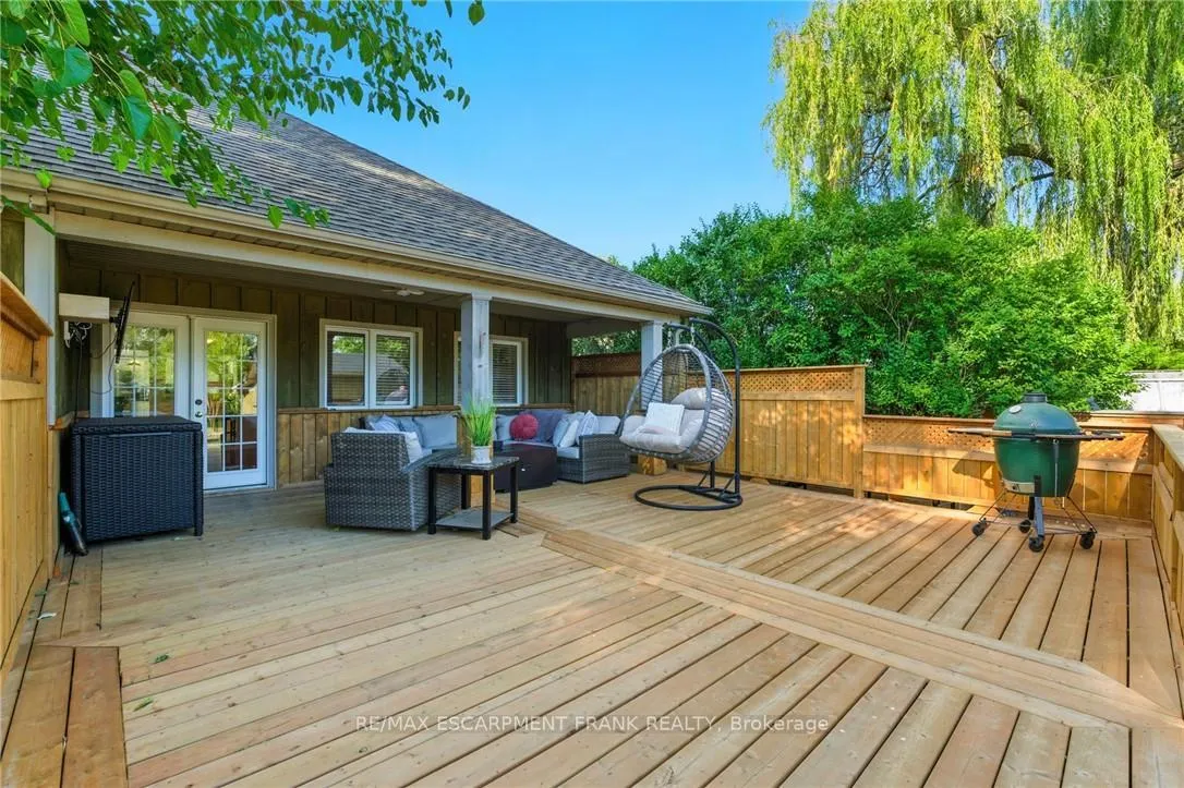 Photo 39 of 30 Cecil Street, St. Catharines, Lakeport — HOMEH