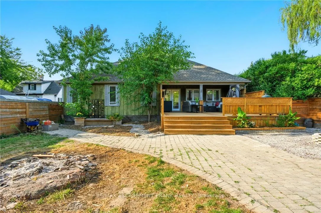 Photo 45 of 30 Cecil Street, St. Catharines, Lakeport — HOMEH