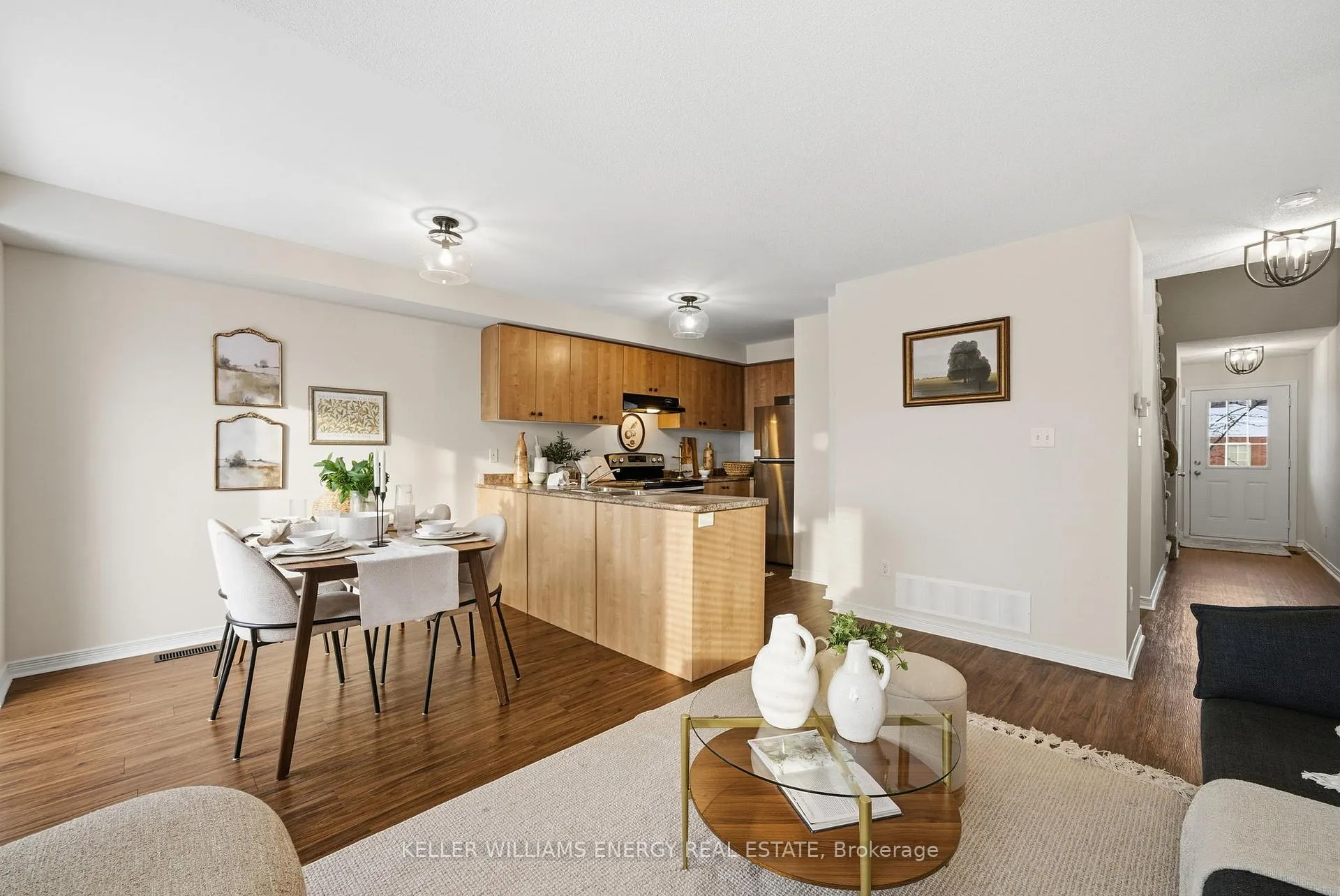 Photo 8 of Unit 23, 1280 Harmony Road N, Oshawa, Pinecrest — HOMEH