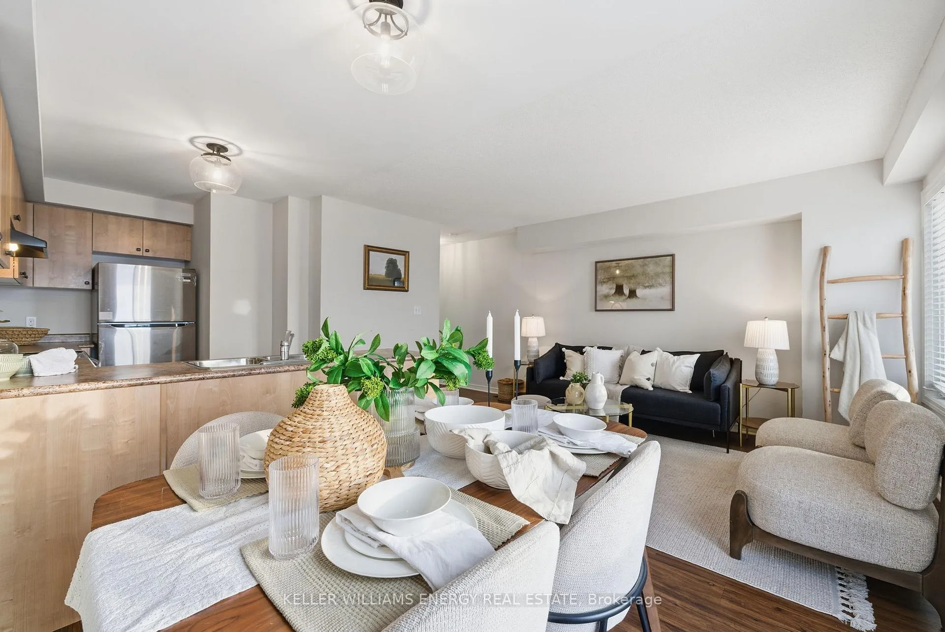 Photo 10 of Unit 23, 1280 Harmony Road N, Oshawa, Pinecrest — HOMEH