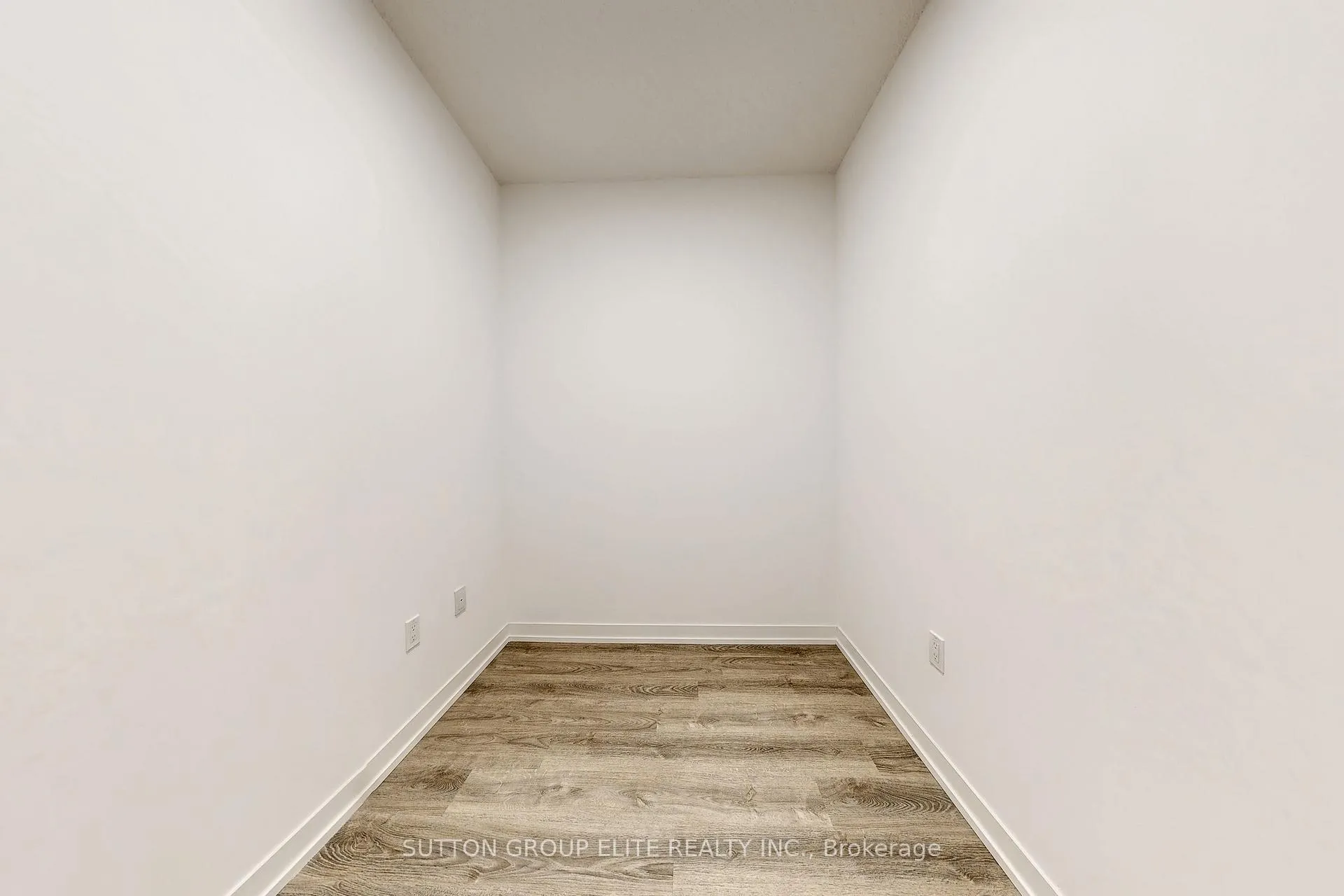 Photo 11 of Unit 5301, 8 Interchange Way, Vaughan, Vaughan Corporate Centre — HOMEH