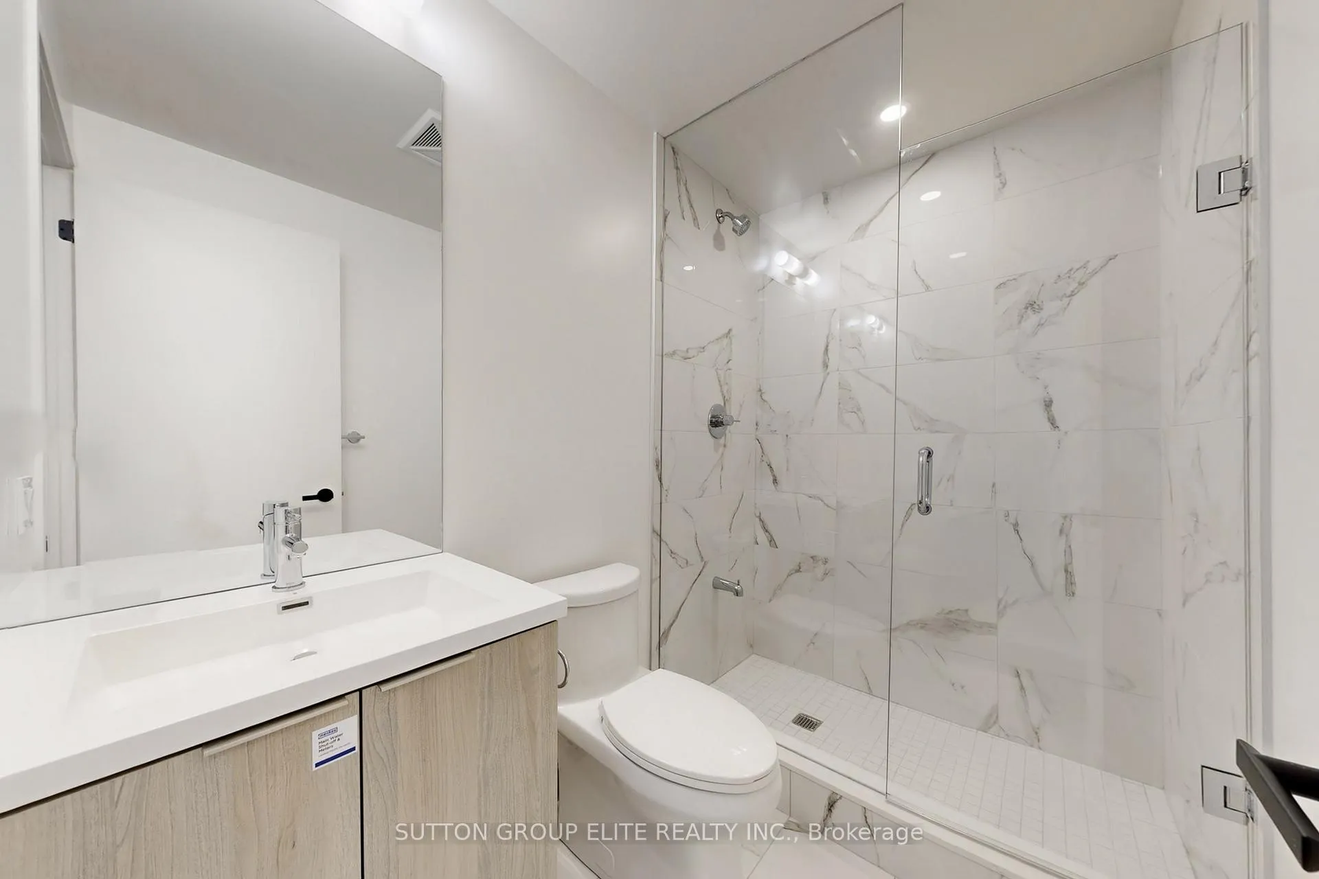 Photo 12 of Unit 5301, 8 Interchange Way, Vaughan, Vaughan Corporate Centre — HOMEH