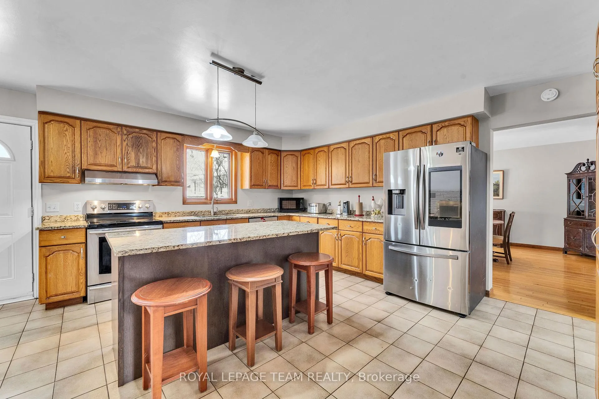 Photo 13 of 1409 Mory Street, Ottawa, Emerald Woods/Sawmill Creek — HOMEH