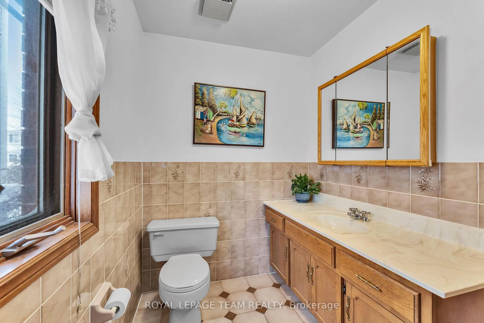 Photo 20 of 1409 Mory Street, Ottawa, Emerald Woods/Sawmill Creek — HOMEH