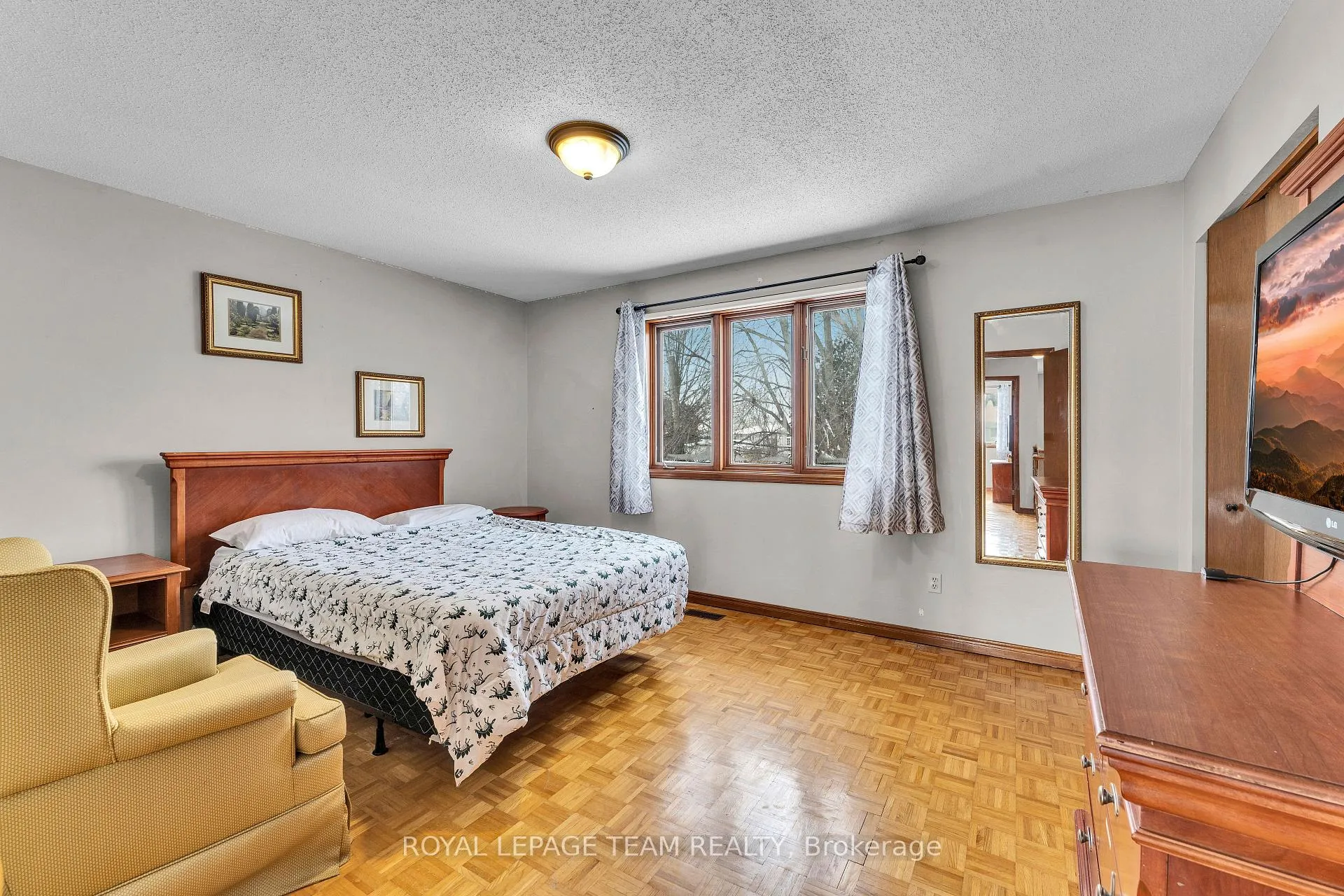 Photo 27 of 1409 Mory Street, Ottawa, Emerald Woods/Sawmill Creek — HOMEH