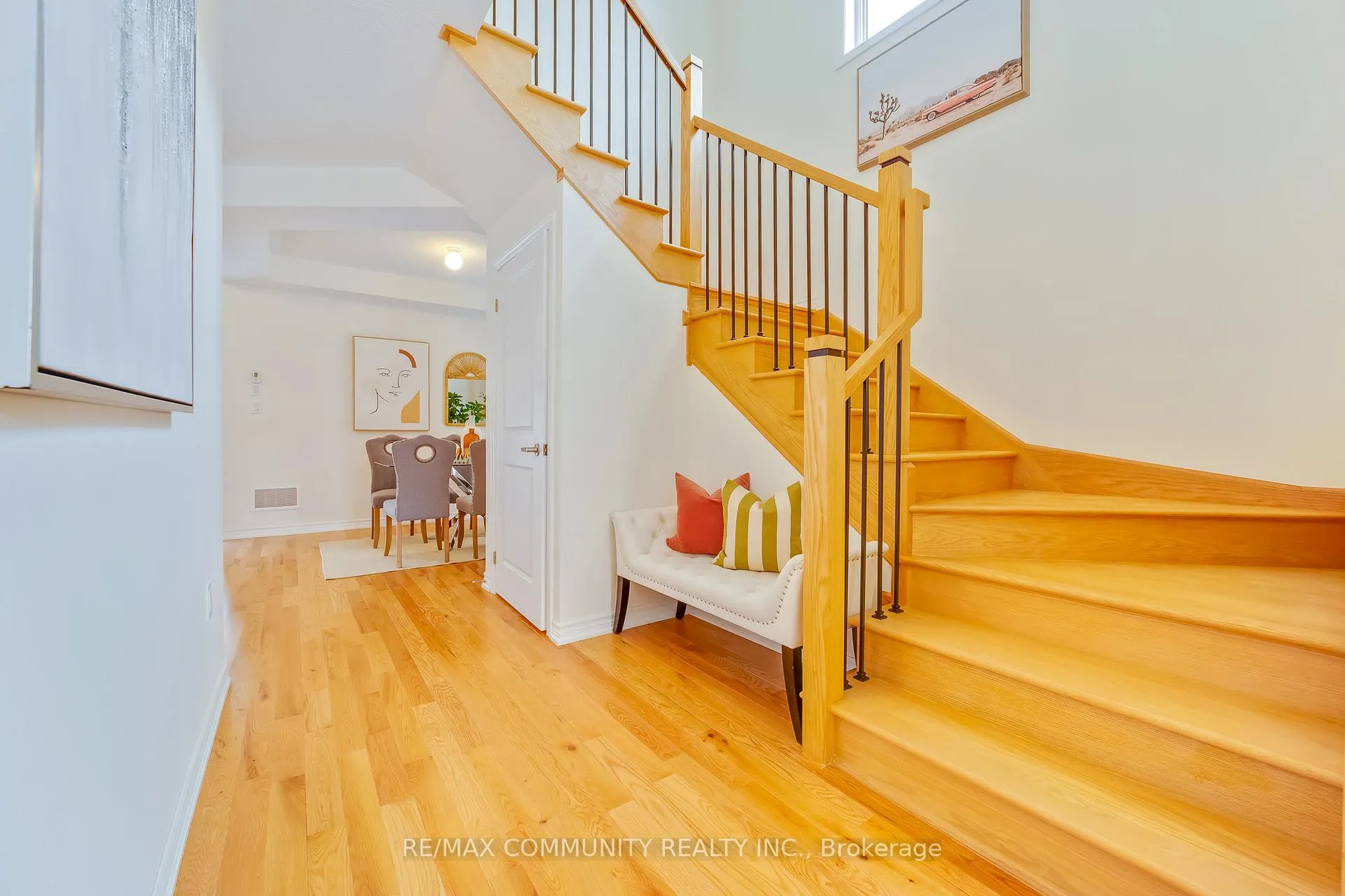 Photo 7 of 1150 Skyridge Boulevard, Pickering, Rural Pickering — HOMEH