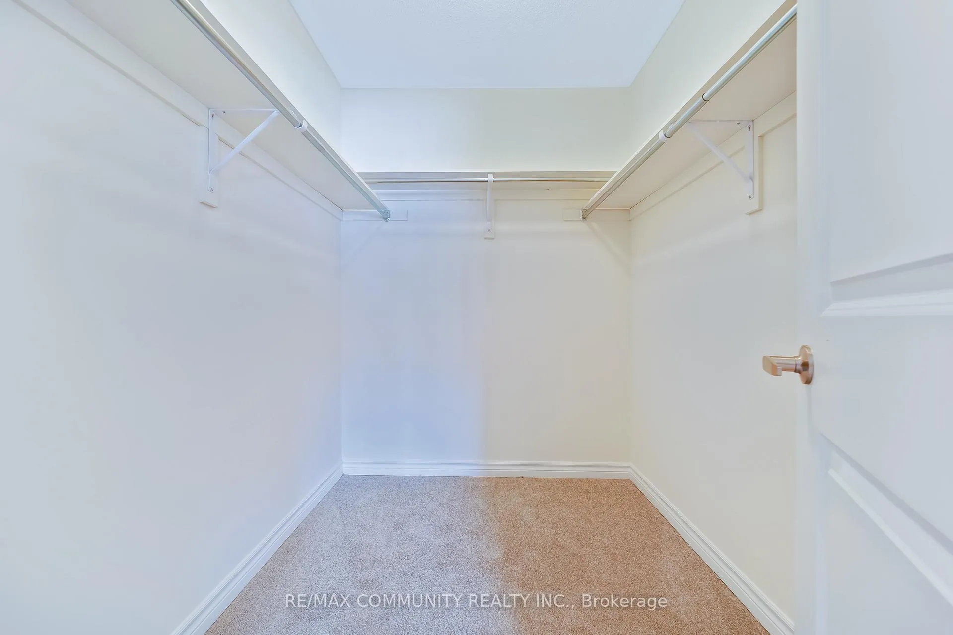 Photo 27 of 1150 Skyridge Boulevard, Pickering, Rural Pickering — HOMEH