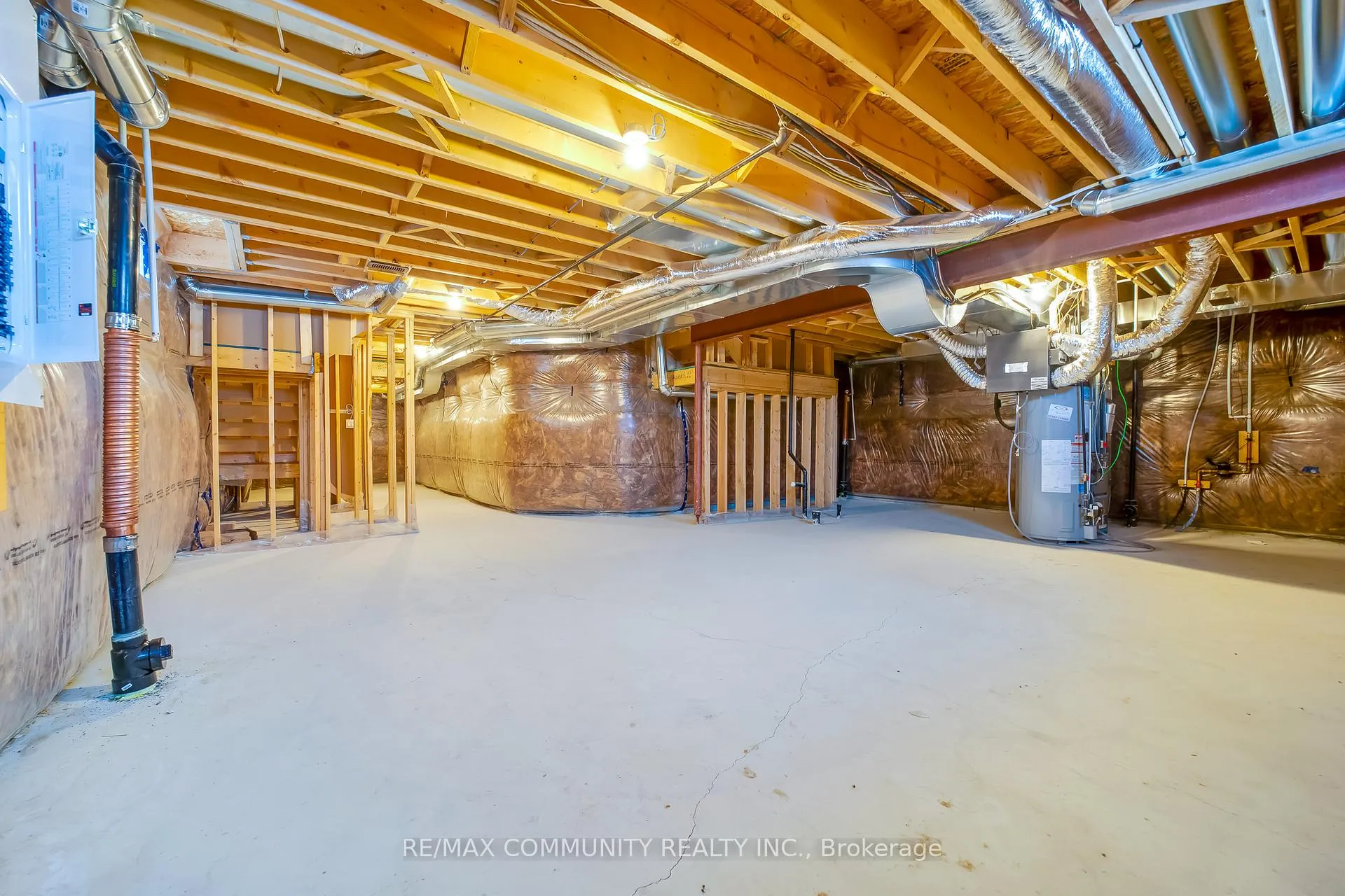 Photo 37 of 1150 Skyridge Boulevard, Pickering, Rural Pickering — HOMEH