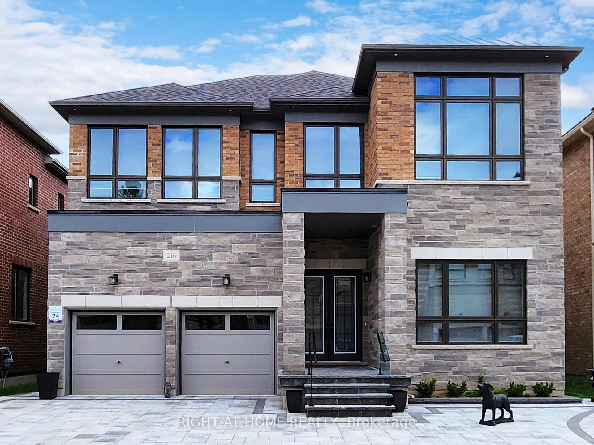 Front of 216 Sunset Vista Court E