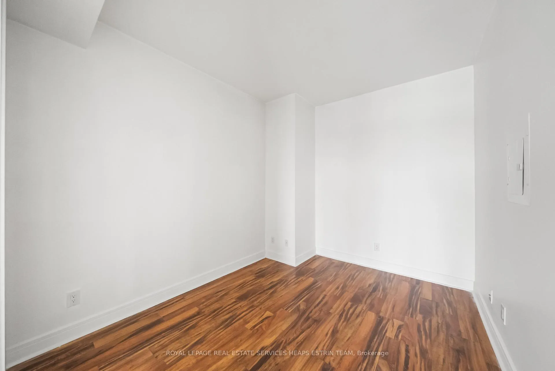 Photo 14 of Unit 504, 35 Brian Peck Crescent, Toronto, Thorncliffe Park — HOMEH