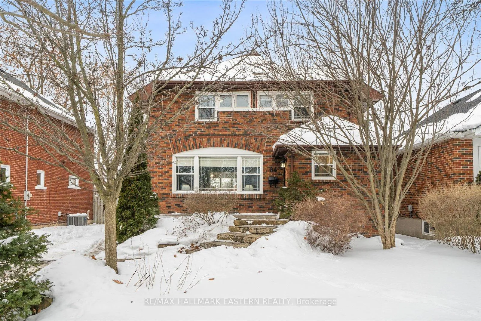 Photo 3 of 84 Cadillac Avenue S, Oshawa, Central — HOMEH