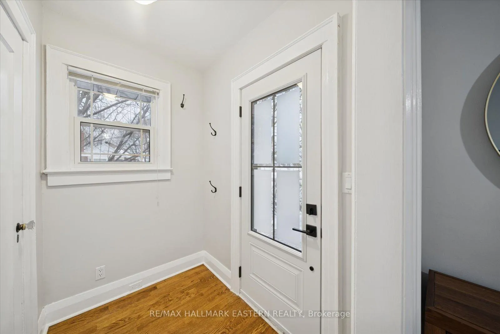 Photo 7 of 84 Cadillac Avenue S, Oshawa, Central — HOMEH