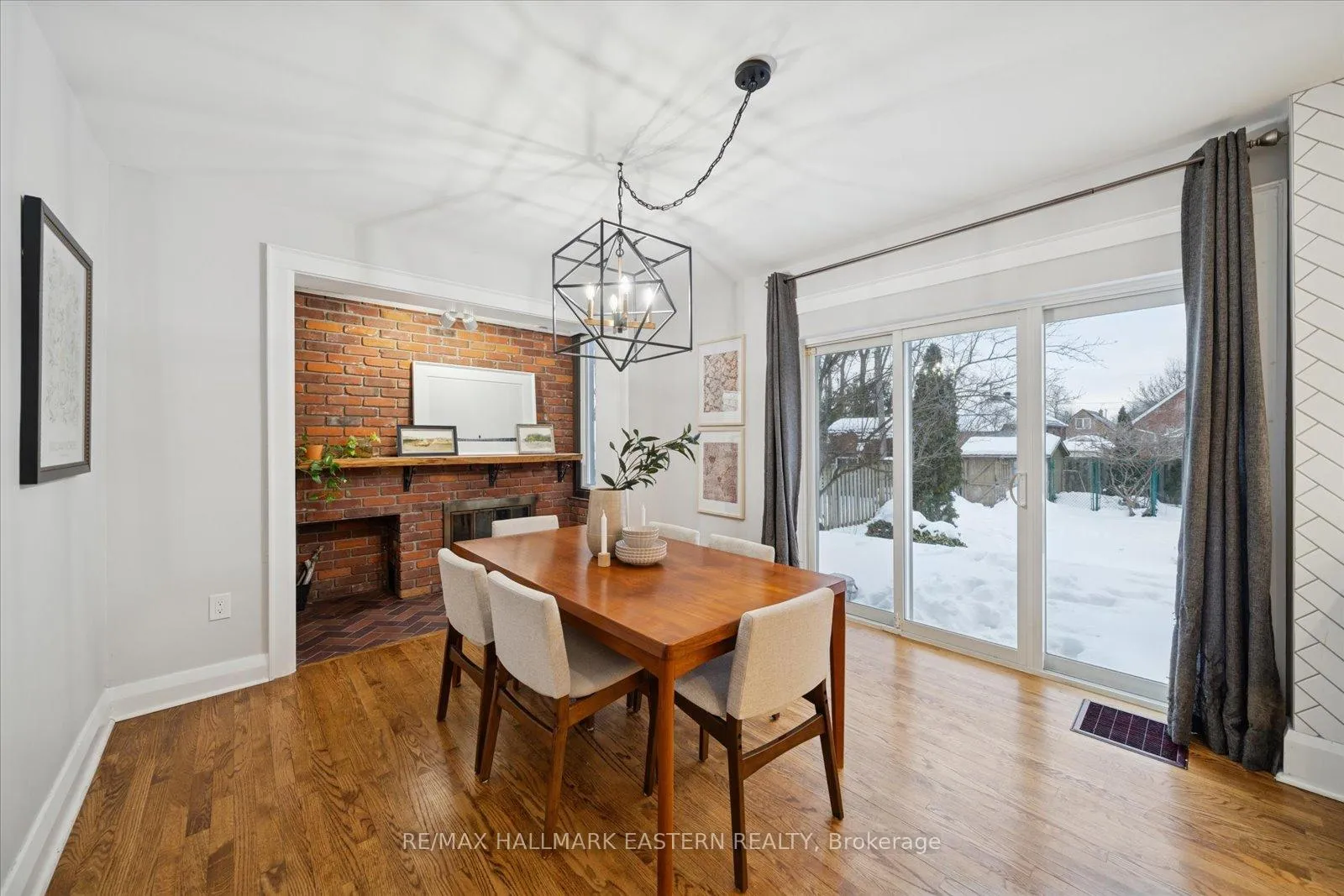 Photo 12 of 84 Cadillac Avenue S, Oshawa, Central — HOMEH