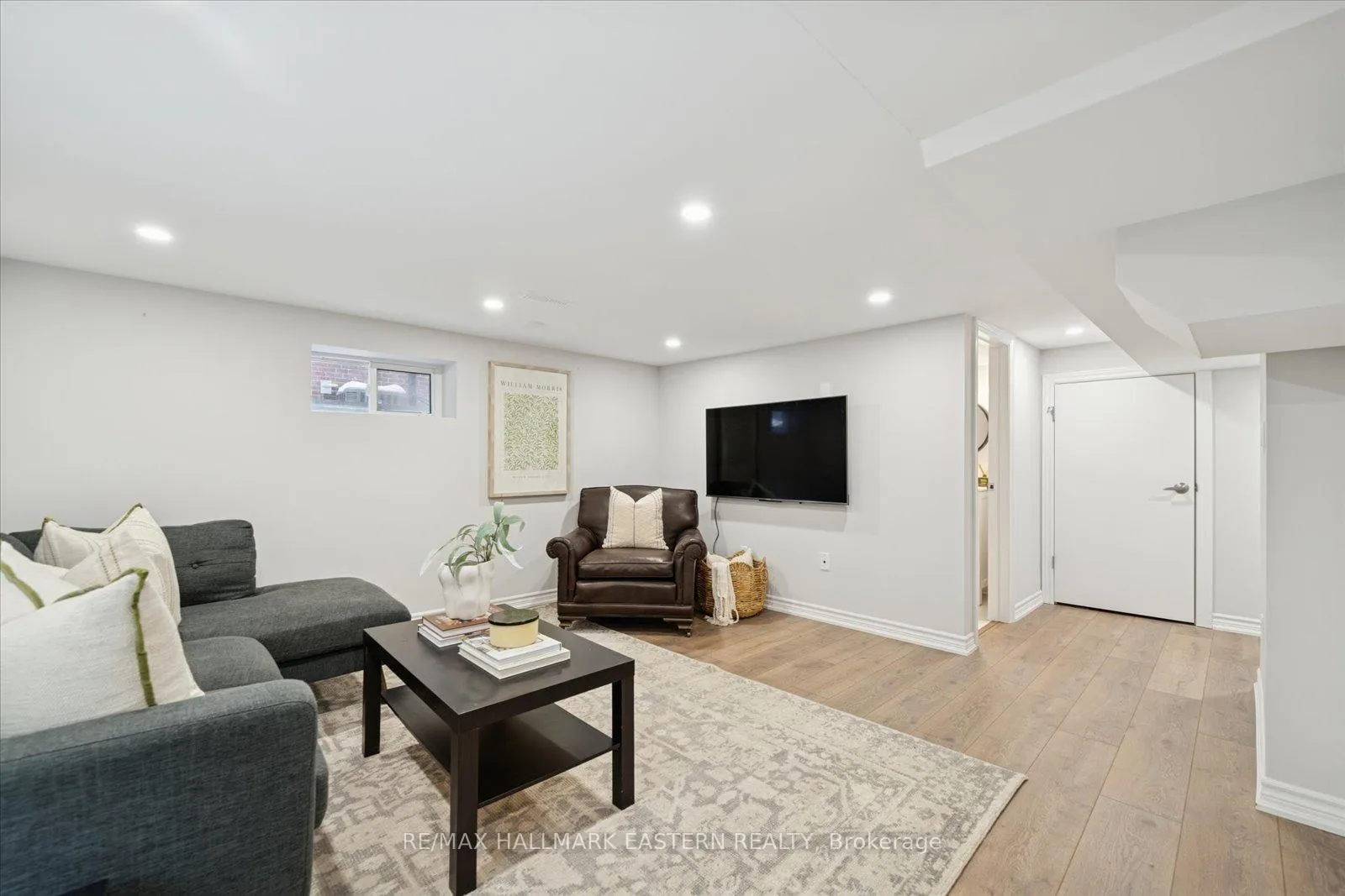 Photo 33 of 84 Cadillac Avenue S, Oshawa, Central — HOMEH