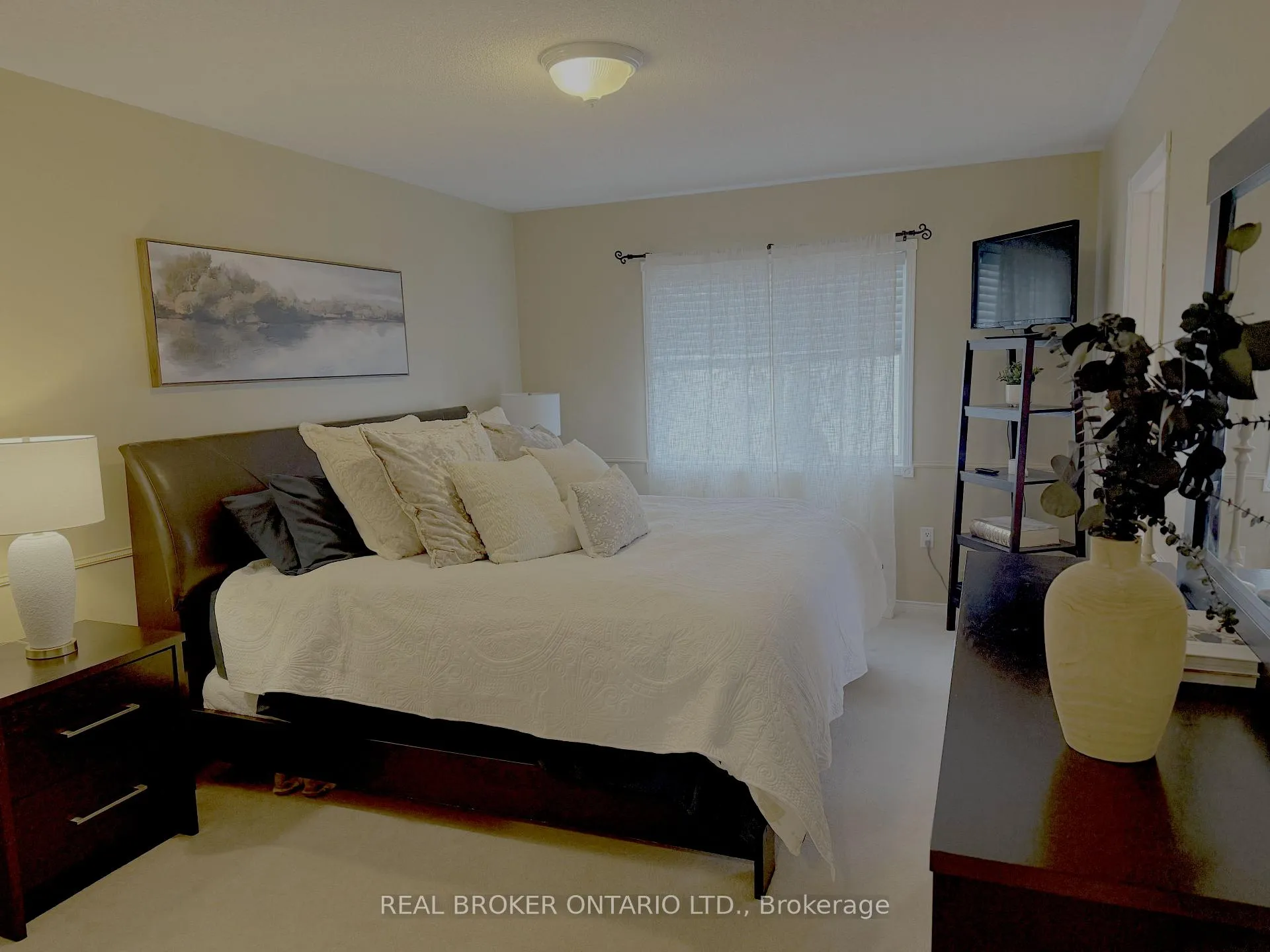 Photo 23 of 61 Aster Crescent, Whitby, Brooklin — HOMEH