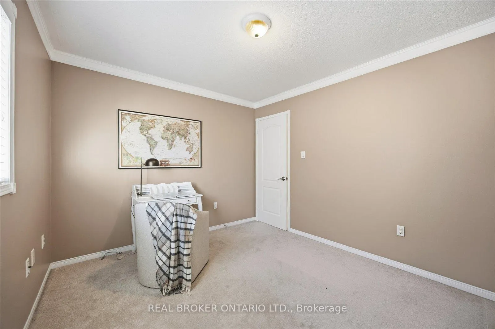 Photo 33 of 61 Aster Crescent, Whitby, Brooklin — HOMEH