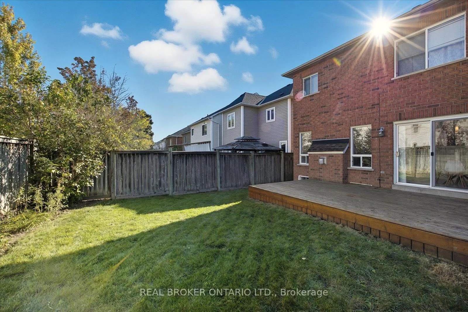 Photo 44 of 61 Aster Crescent, Whitby, Brooklin — HOMEH