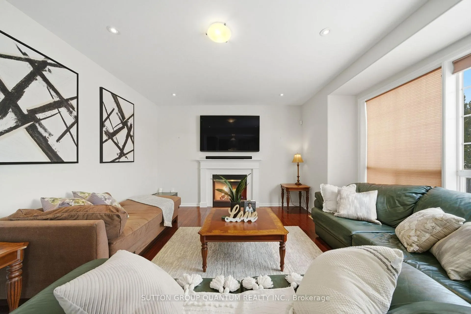 Photo 3 of 866 Cousens Terrace, Milton, Coates — HOMEH