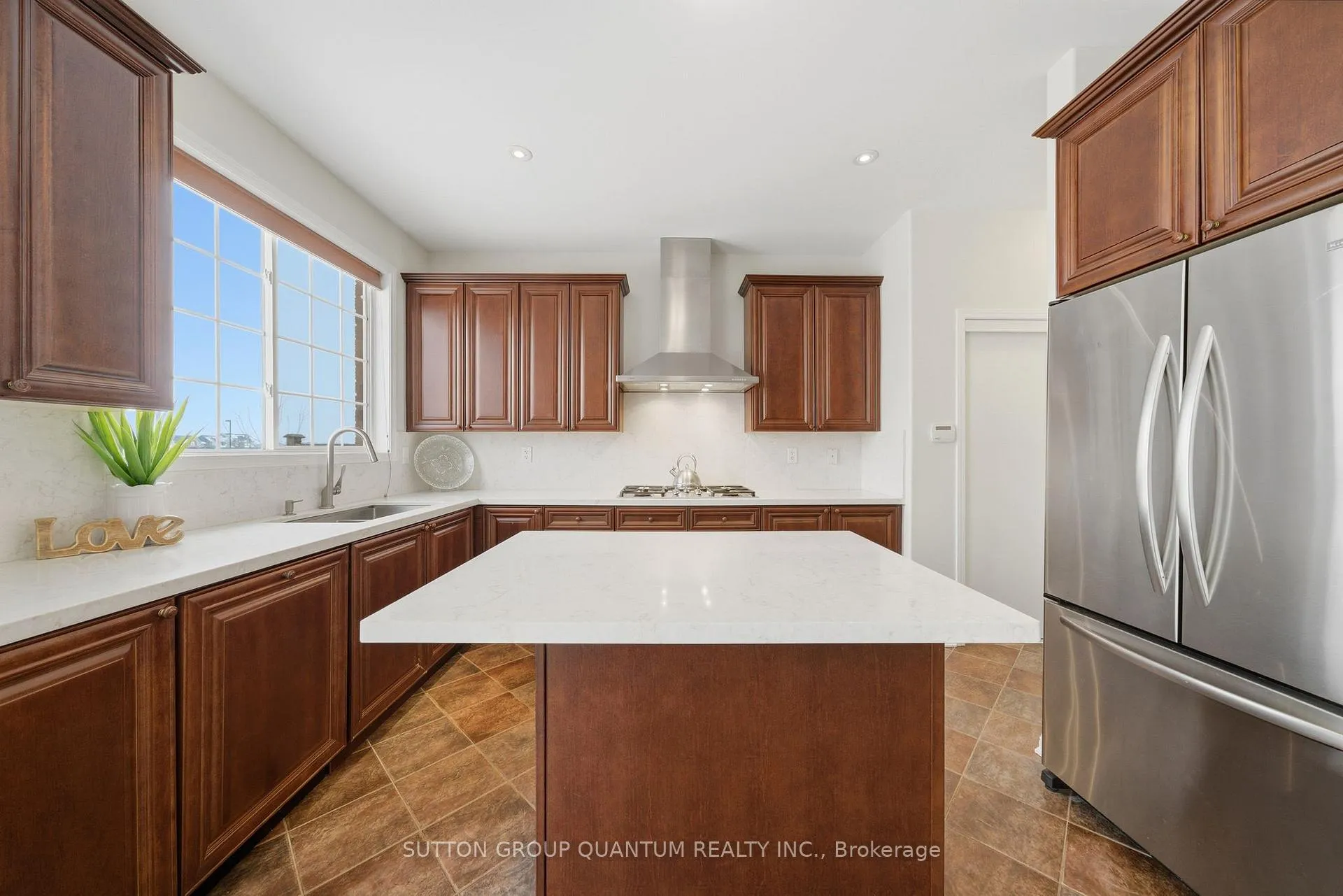 Photo 7 of 866 Cousens Terrace, Milton, Coates — HOMEH