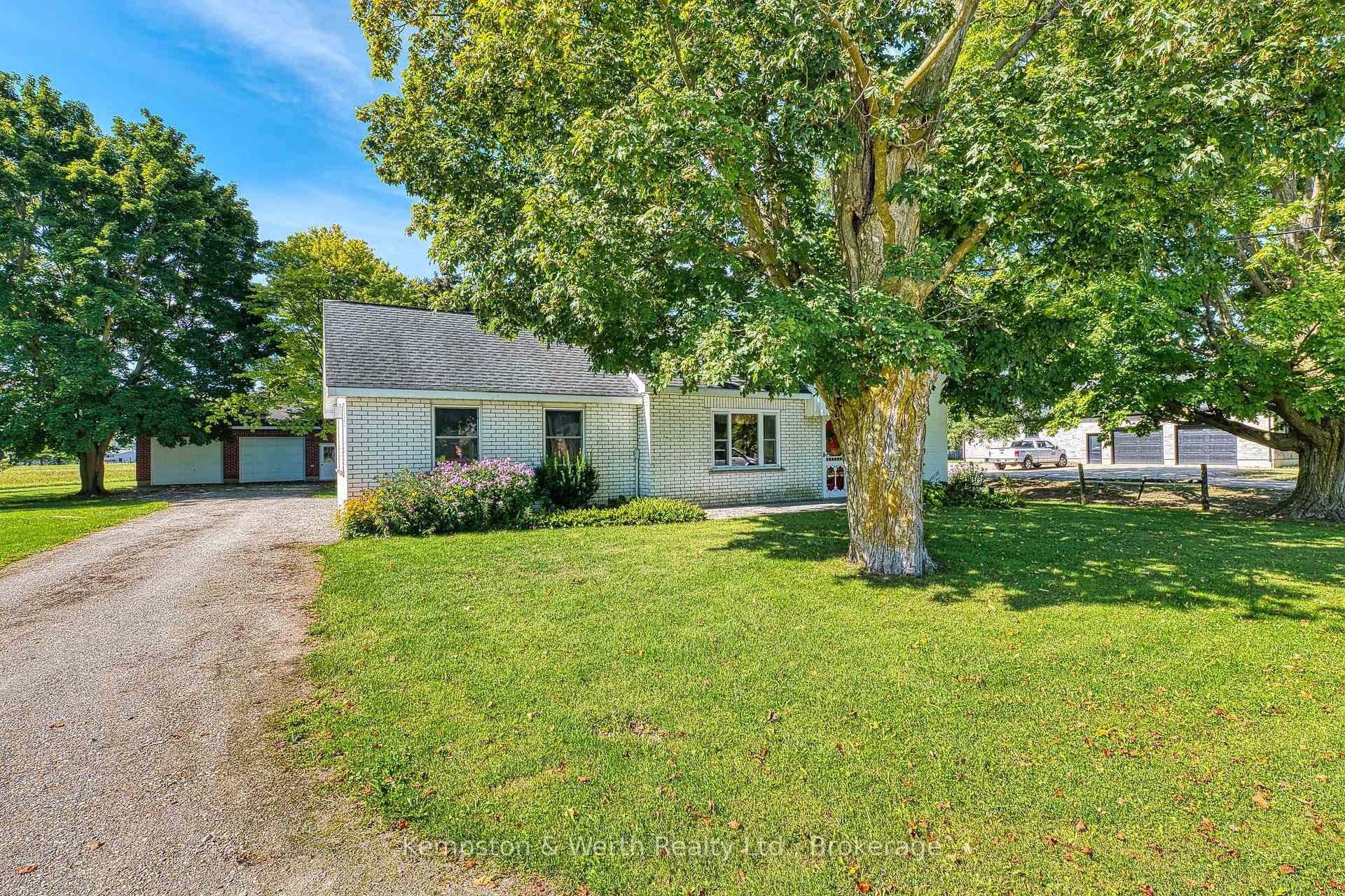 Photo 5 of 42669 Graham Road, Huron East, Brussels — HOMEH