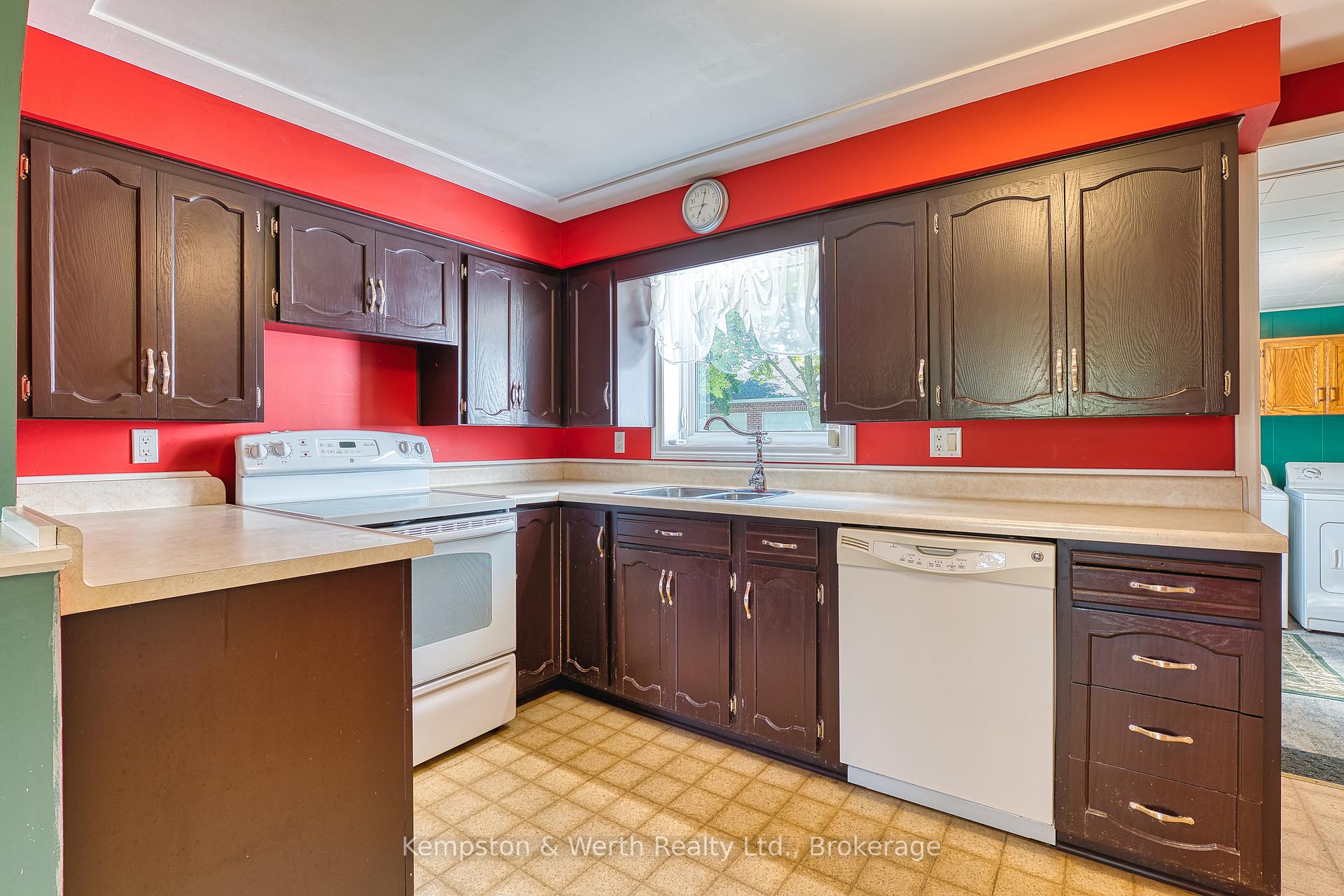 Photo 31 of 42669 Graham Road, Huron East, Brussels — HOMEH