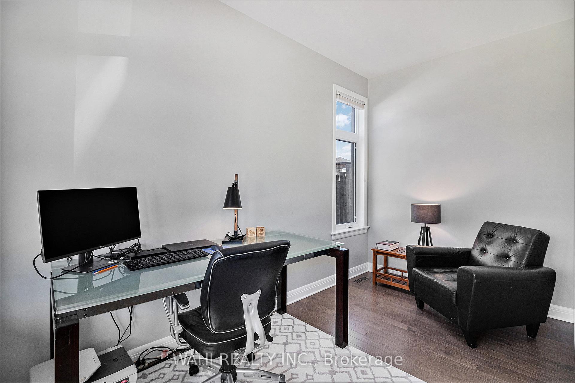 Photo 7 of 218 Avro Circle, Ottawa, CFB Rockcliffe and Area — HOMEH