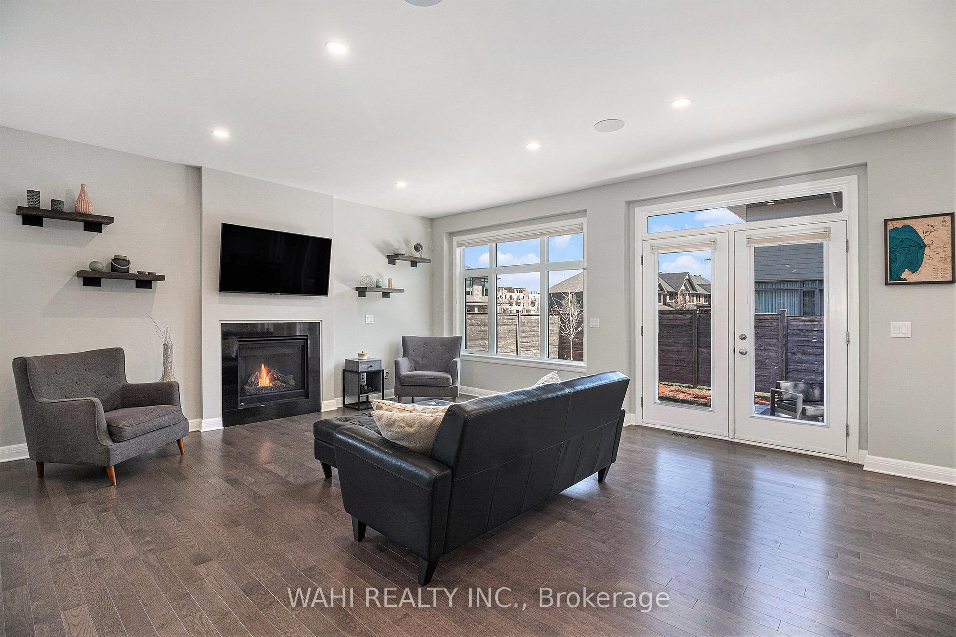 Photo 12 of 218 Avro Circle, Ottawa, CFB Rockcliffe and Area — HOMEH