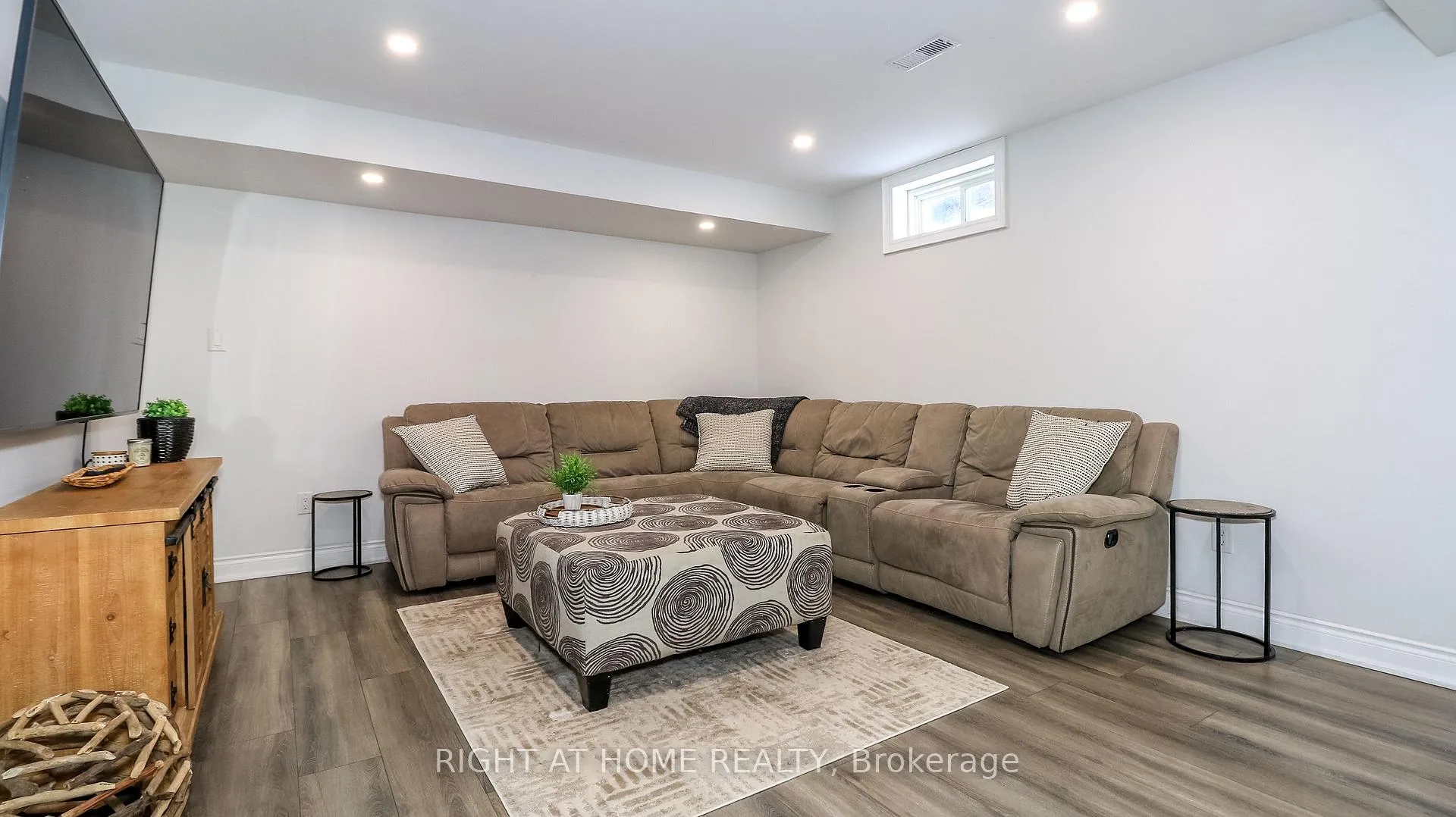 Photo 41 of 769 Freemont Court, Innisfil, Alcona — HOMEH
