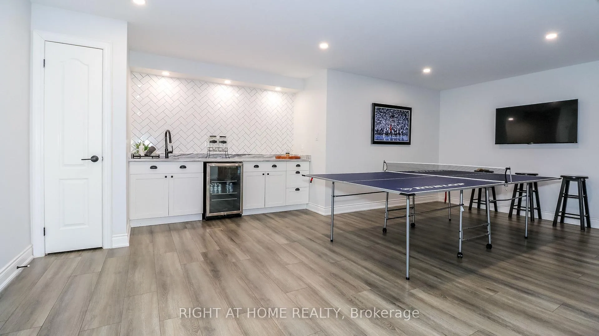 Photo 42 of 769 Freemont Court, Innisfil, Alcona — HOMEH