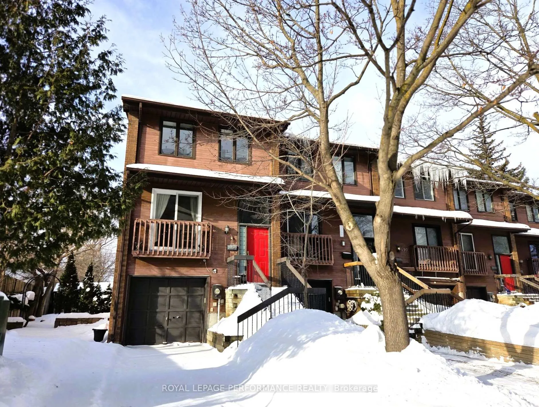 Front of 494 Woodland Avenue
