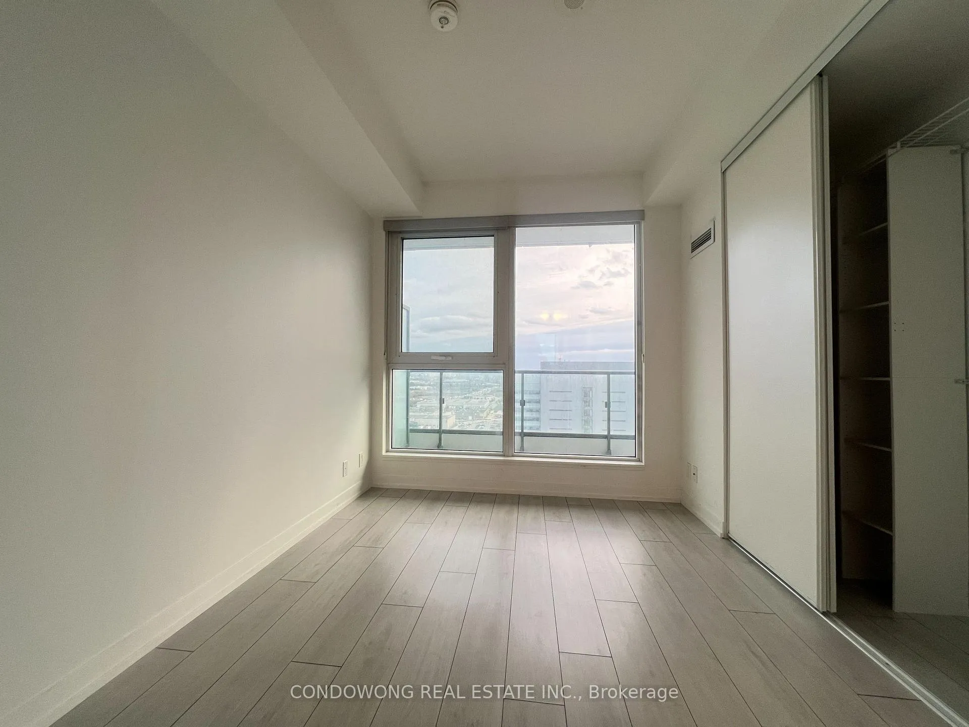 Photo 10 of Unit 2609, 5 Buttermill Avenue, Vaughan, Vaughan Corporate Centre — HOMEH
