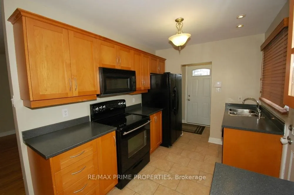 Photo 3 of 1287 Maitland Avenue, Ottawa, Copeland Park — HOMEH