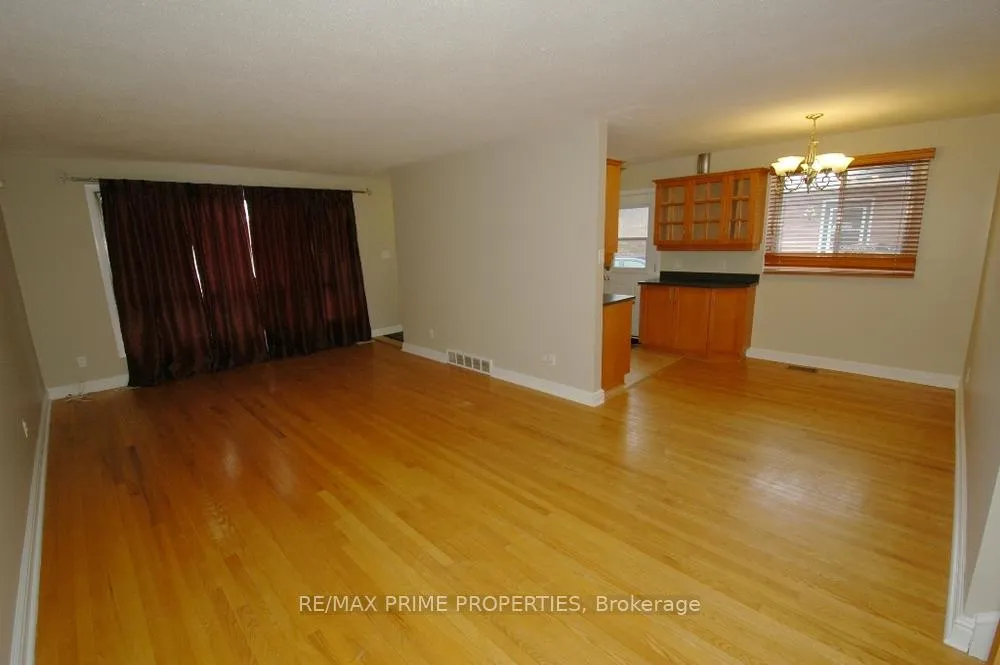 Photo 6 of 1287 Maitland Avenue, Ottawa, Copeland Park — HOMEH
