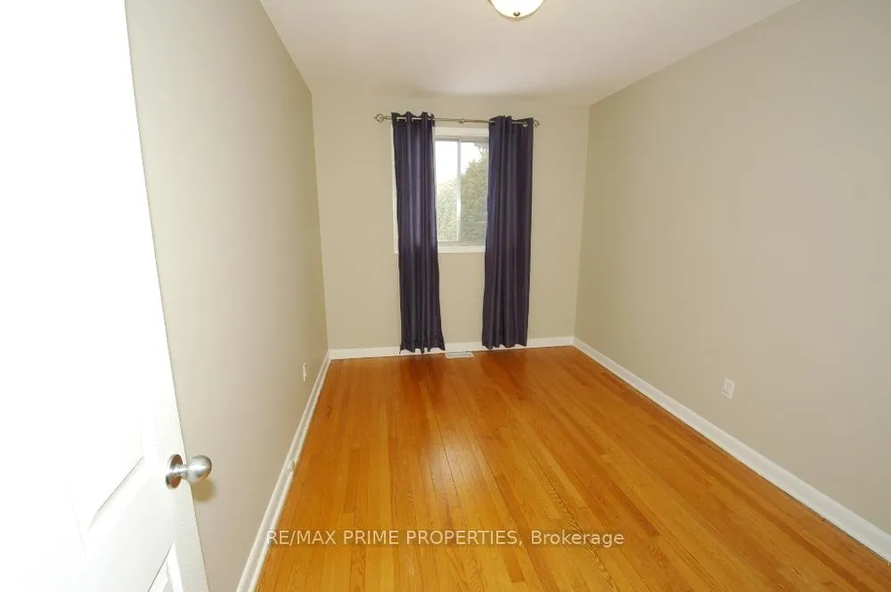 Photo 8 of 1287 Maitland Avenue, Ottawa, Copeland Park — HOMEH