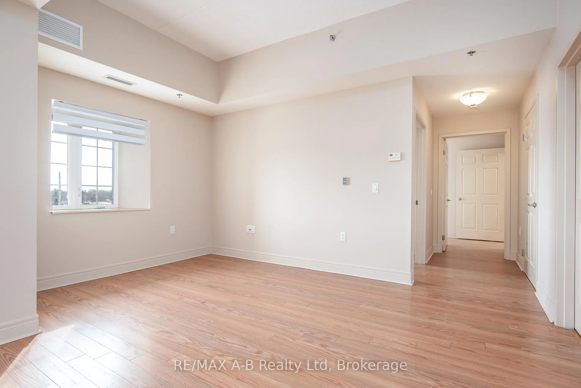Photo 16 of Unit #432, 200 Mccarthy Road, Stratford — HOMEH