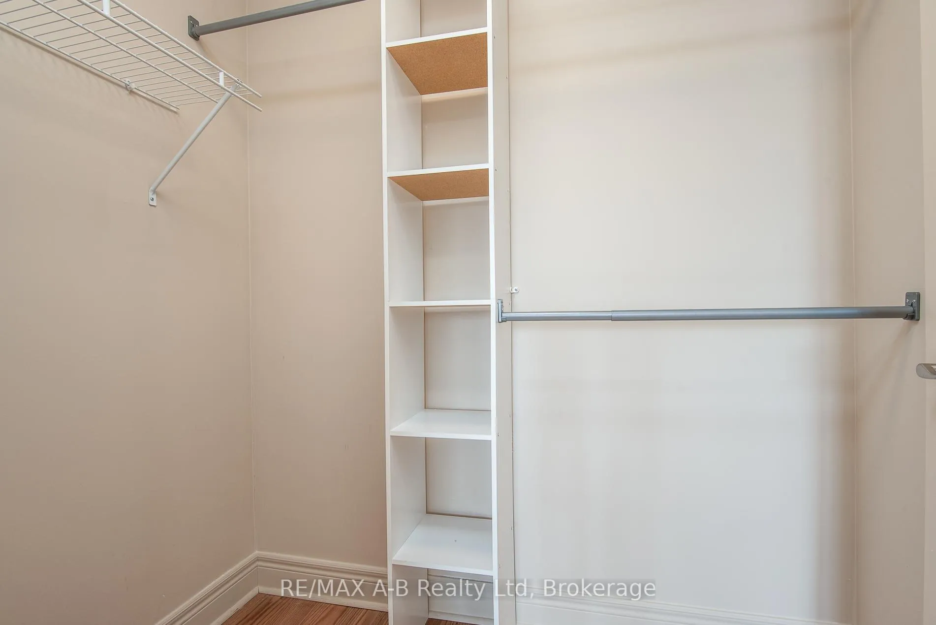 Photo 24 of Unit #432, 200 Mccarthy Road, Stratford — HOMEH